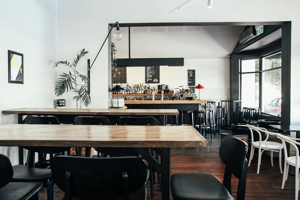 Salades de quinoa et légumes délicieuses sans vinaigrette : choisissez un repas sain et équilibré !